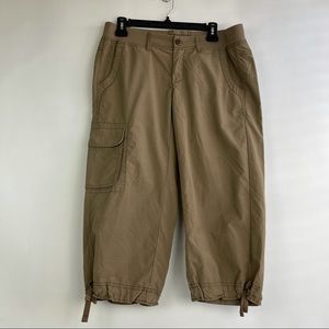 Eddie Bauer Woman’s Cargo Cropped Hiking Pants Size Petite medium